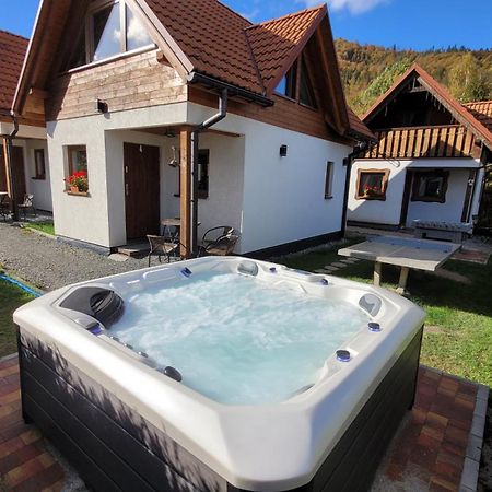 Mala Osada Domki Z Jacuzzi Przy Gondoli Szczyrk Exterior photo