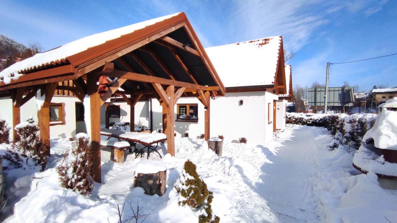Mala Osada Domki Z Jacuzzi Przy Gondoli Szczyrk Exterior photo